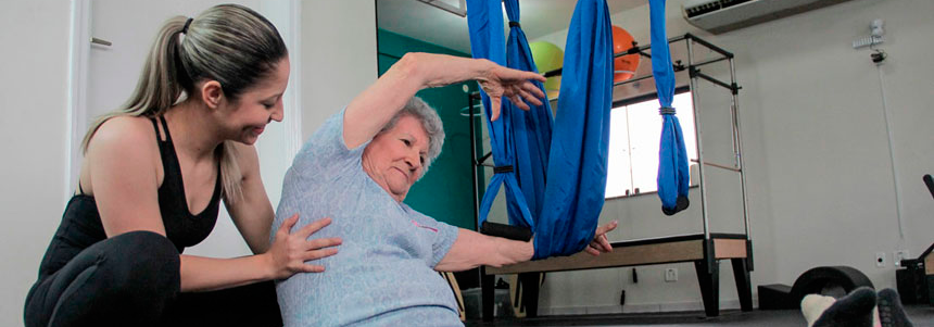 Pilates-Suspenso-para-Grupos-Especiais 7