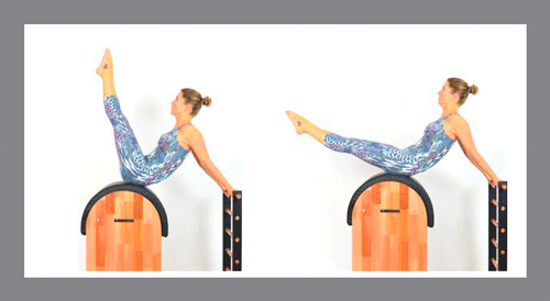 7)-Leg-Pull-Back-Barrel - Exercícios de Pilates no Barrel