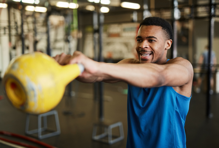 Musculação x treinamento funcional: como escolher o seu exercício