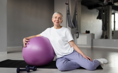 5 exercícios que não podem faltar nas aulas para idosos no Pilates