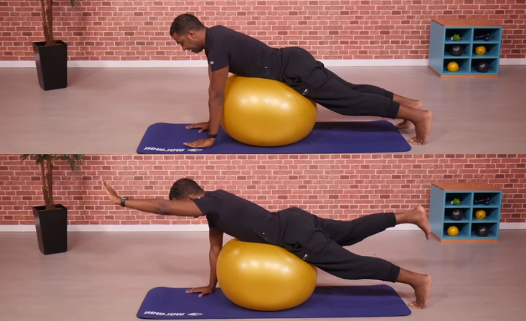 Exercício de estabilidade pélvica e dissociação de cinturas na bola - Pilates com bola
