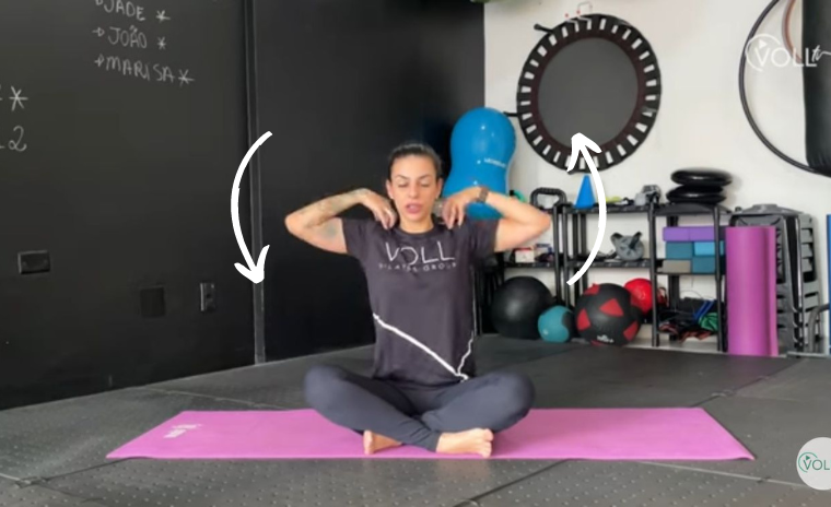 Exercícios de mobilidade de ombros em círculos