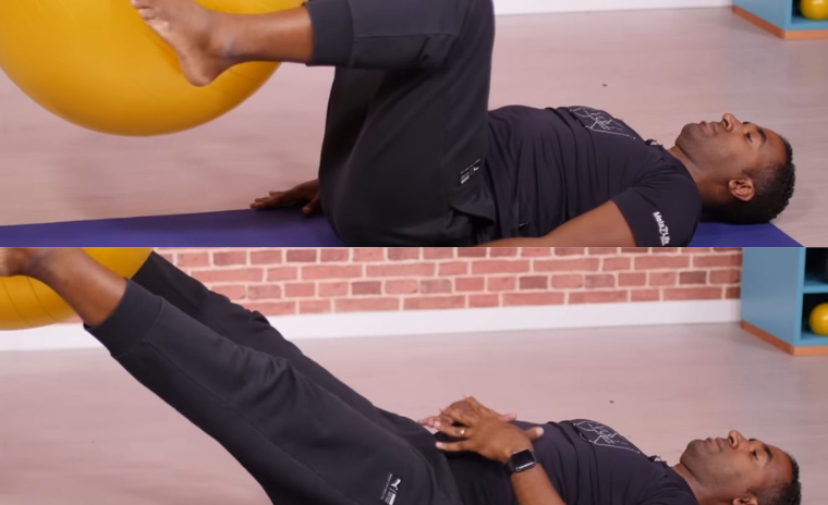 Fortalecimento de abdômen inferior e estabilidade lombar com a bola entre os pés - Pilates com bola