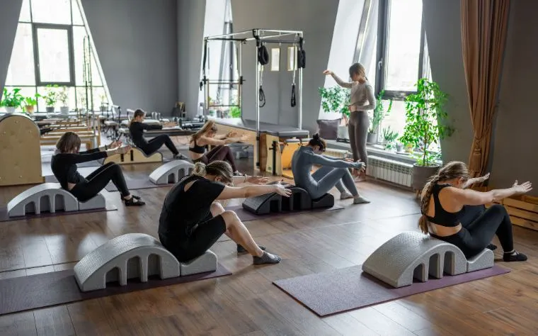 5 estratégias para aproveitar grandes grupos no MAT Pilates