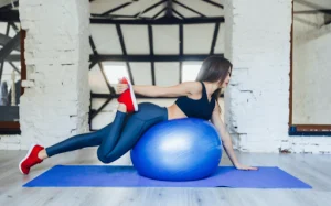 Bola-Suíça-no-MAT-Pilates